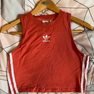 Adidas top